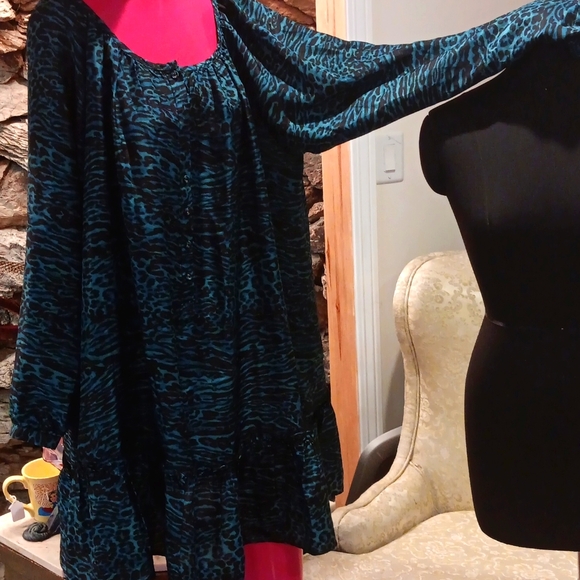 Johnny Was Friday Silk Dress by Calme, Leopard Print - Picture 3 of 8